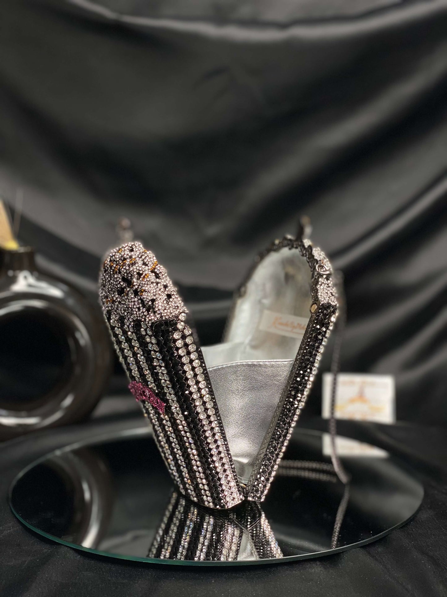 Black Popcorn Crystal Clutch