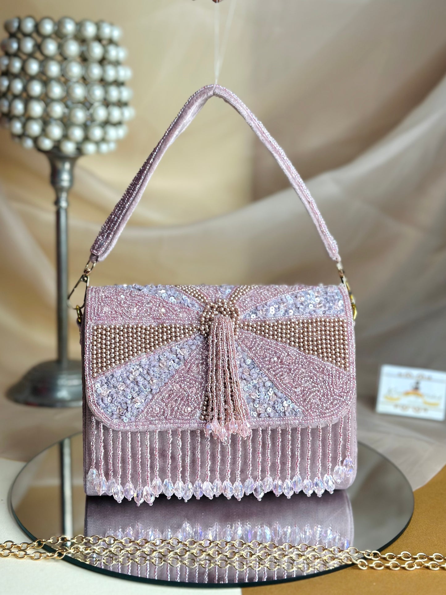 Noor Flap Bag