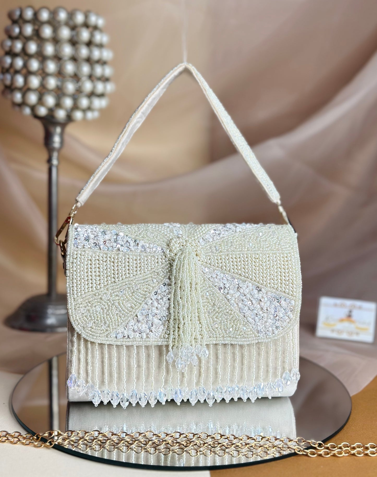 Noor Flap Bag