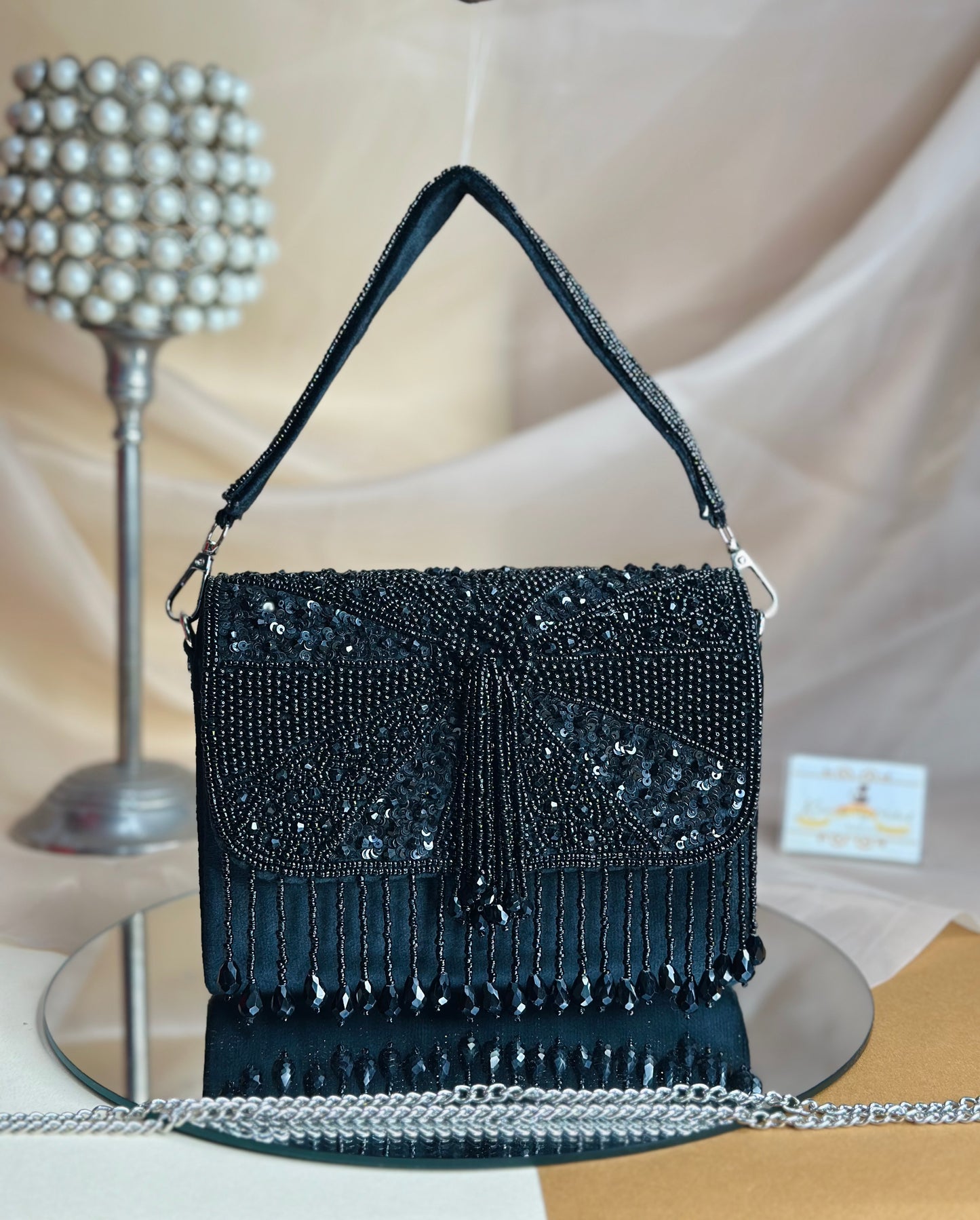 Noor Flap Bag