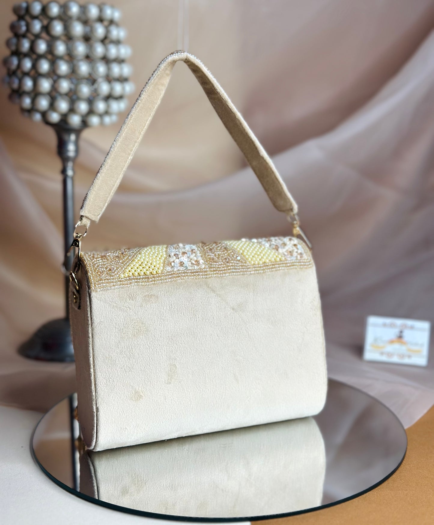 Noor Flap Bag