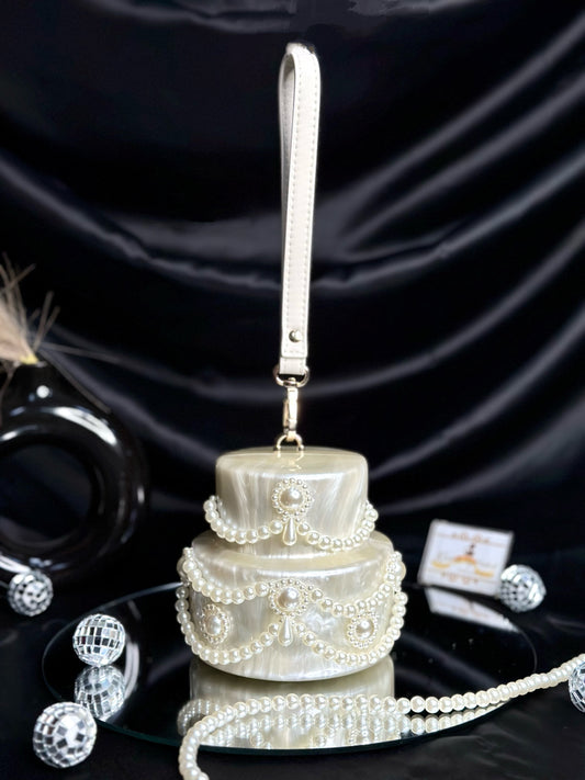 Cake Clutch