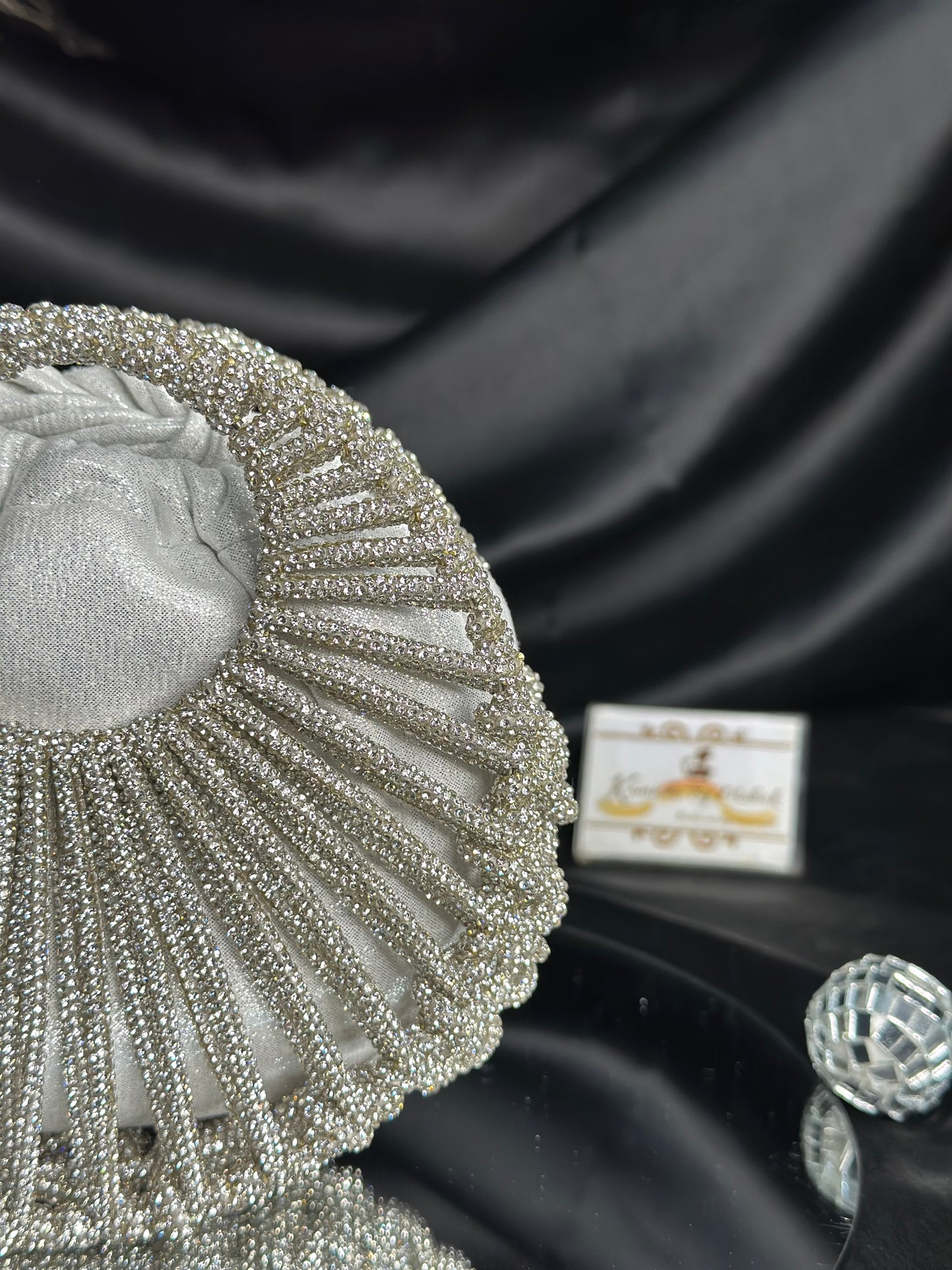 Lumiere Halo Bag