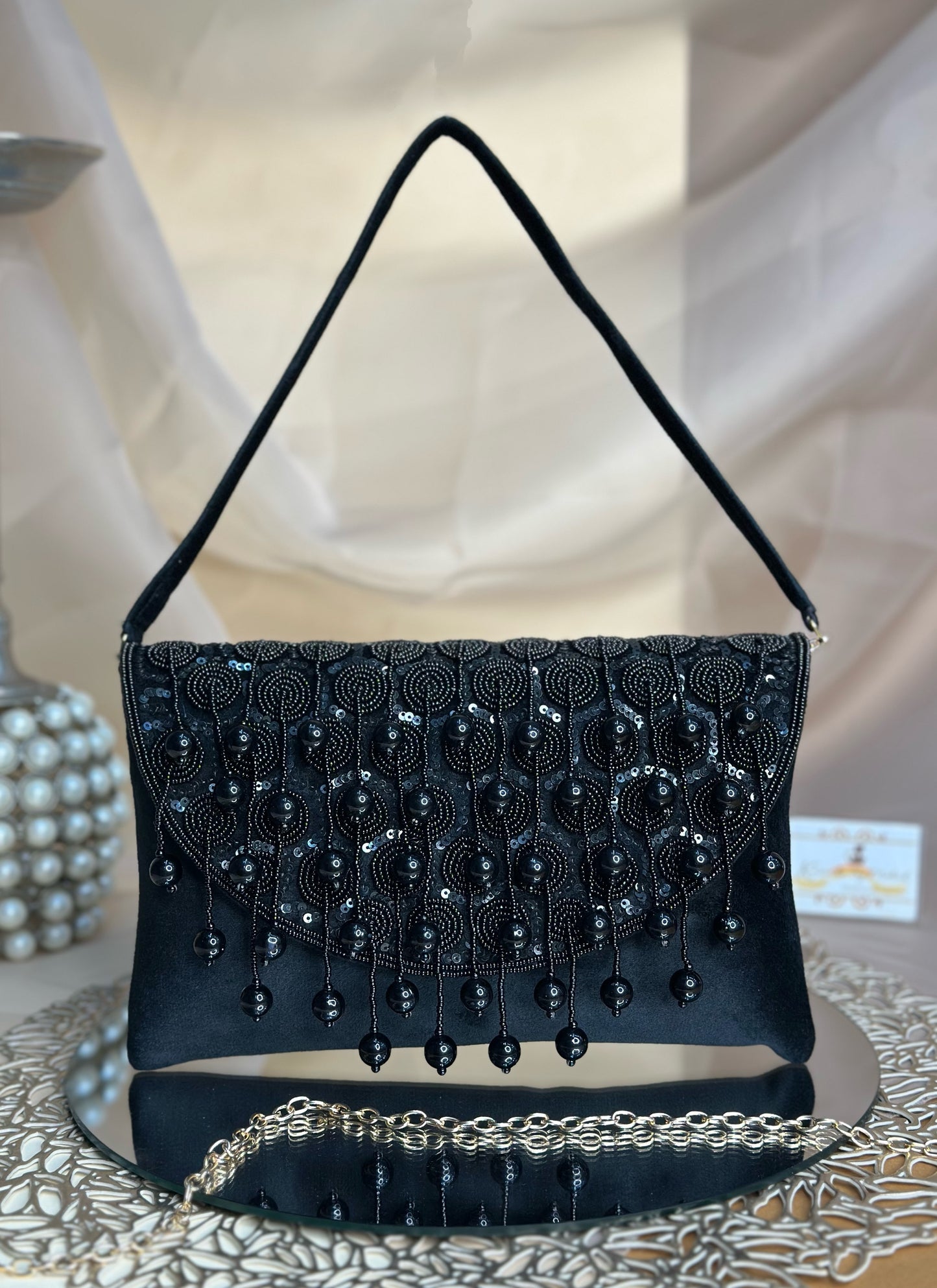 Glory Sling Bag