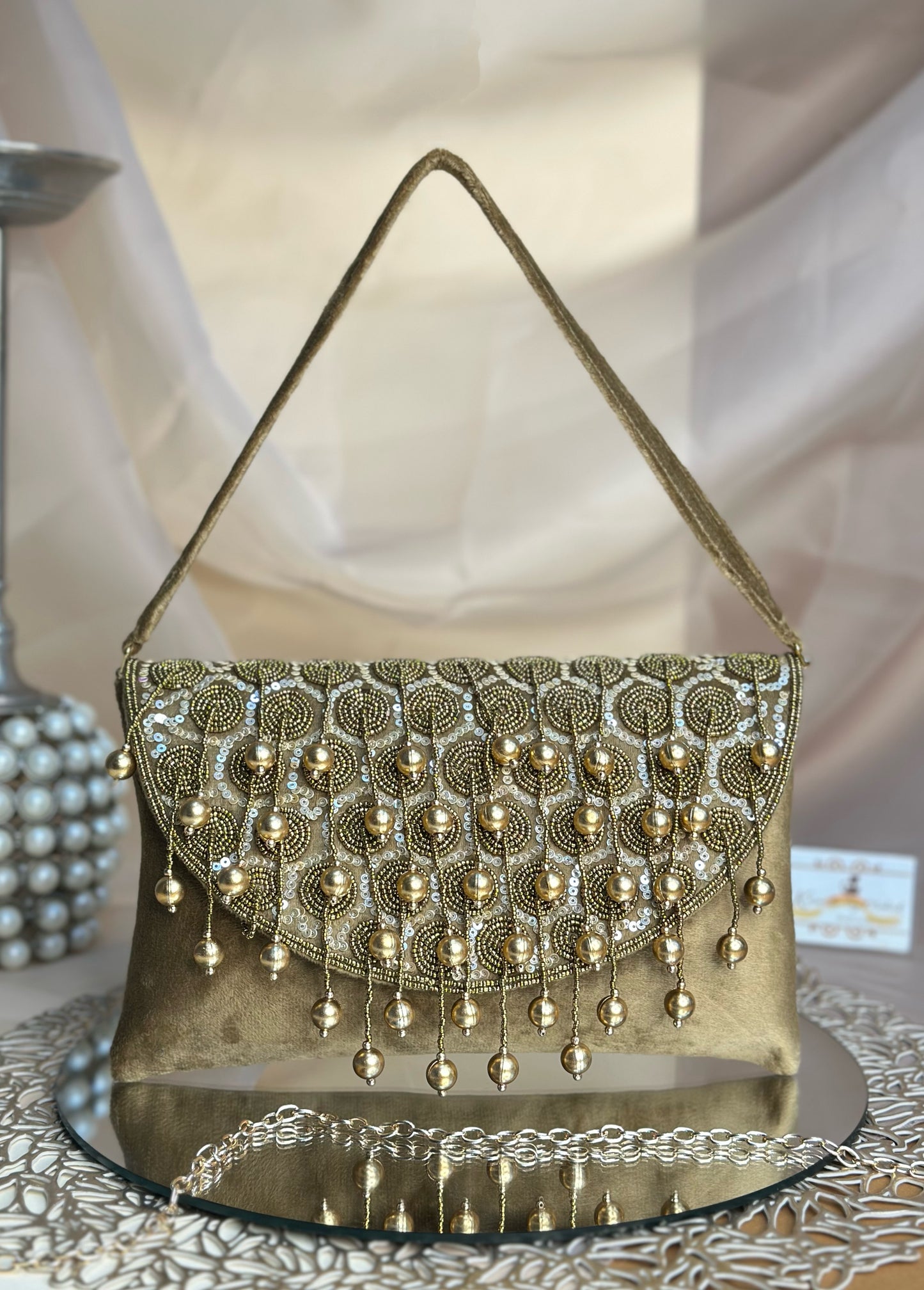 Glory Sling Bag