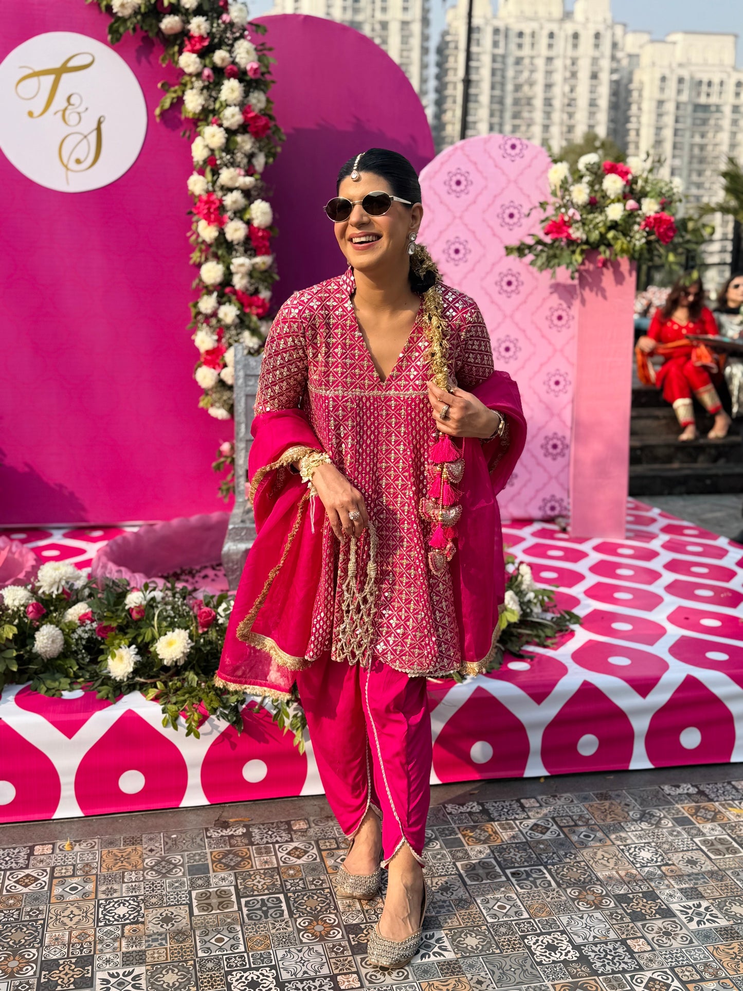 Jizelle Mobile Sling