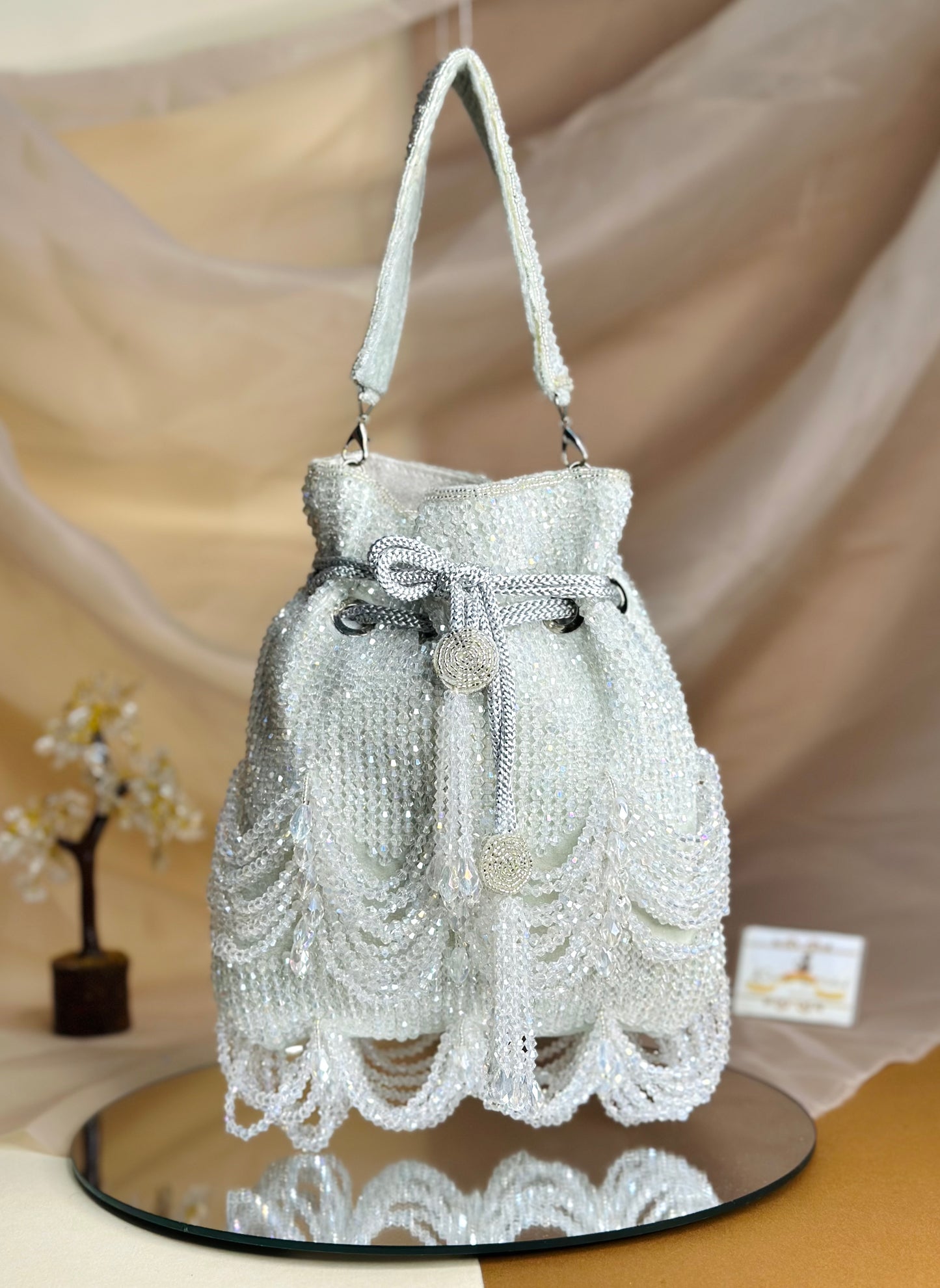 Premium Arinya Potli