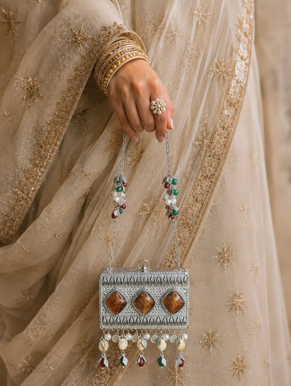 Teen Ratna Heritage Bag