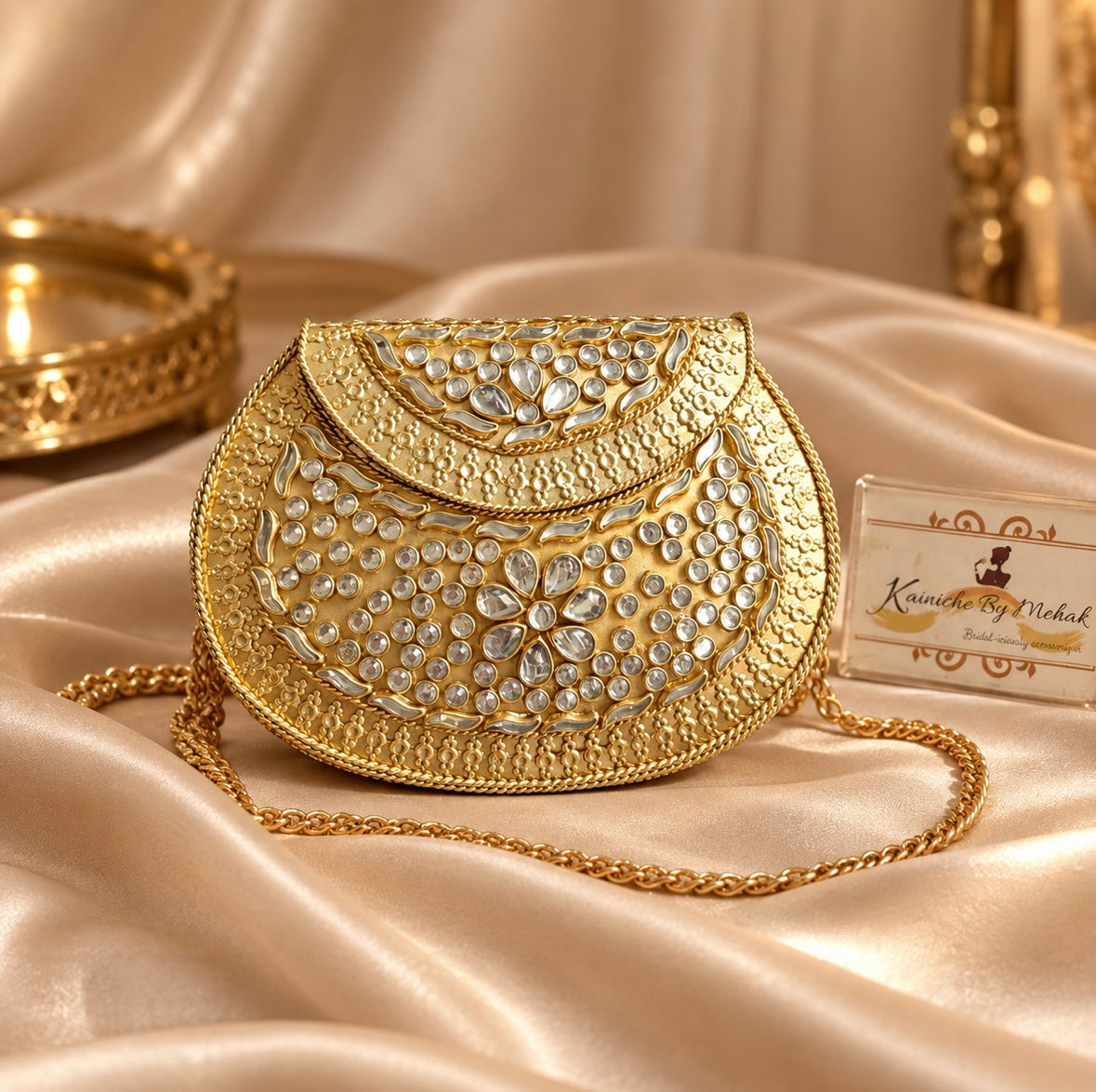 Nagma Kundan Clutch