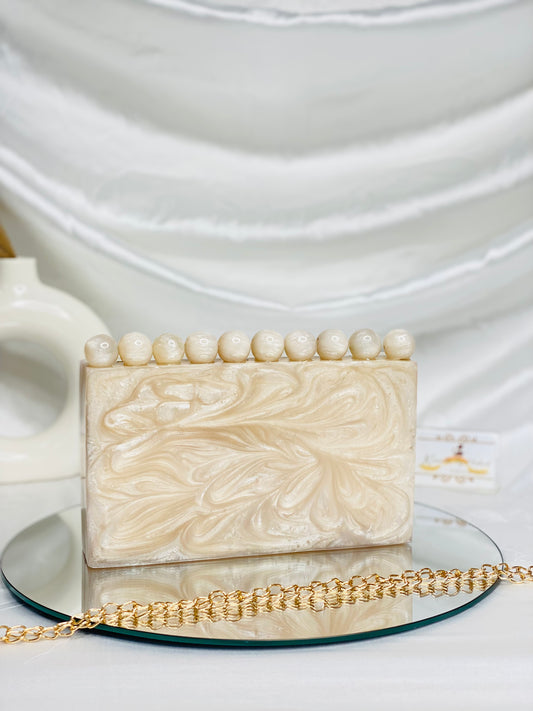 Iris Clutch