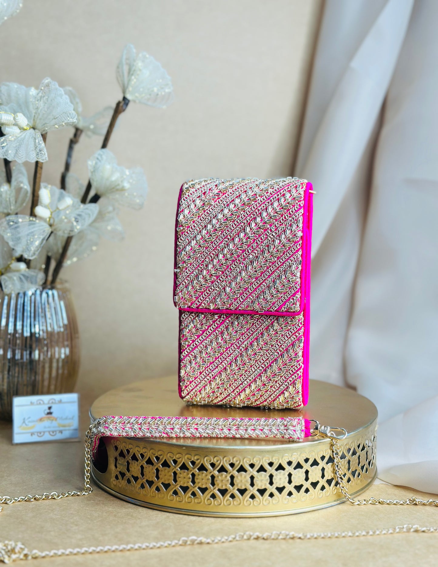 Ghazal Mobile Sling