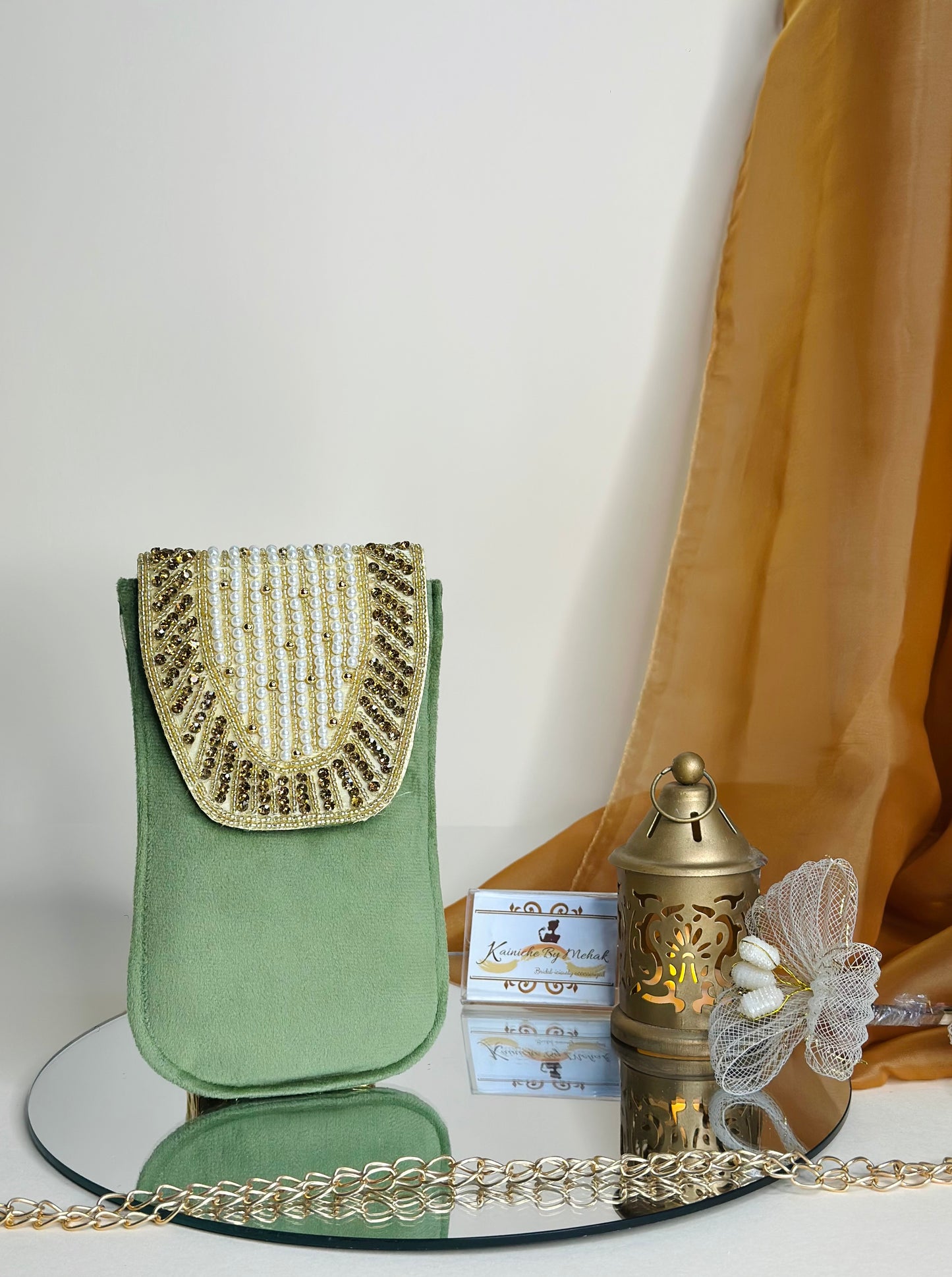 Candice Mobile Sling