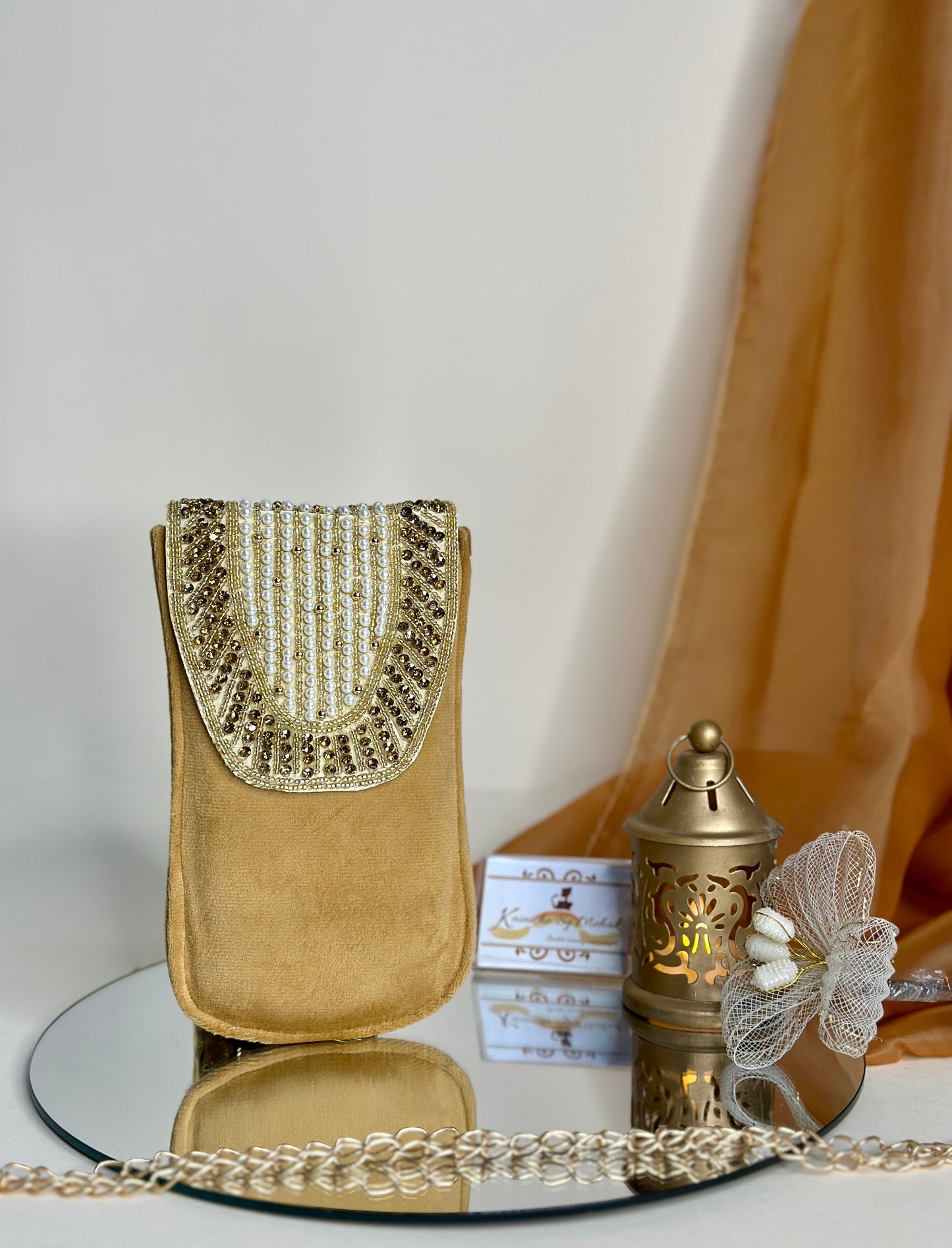 Candice Mobile Sling