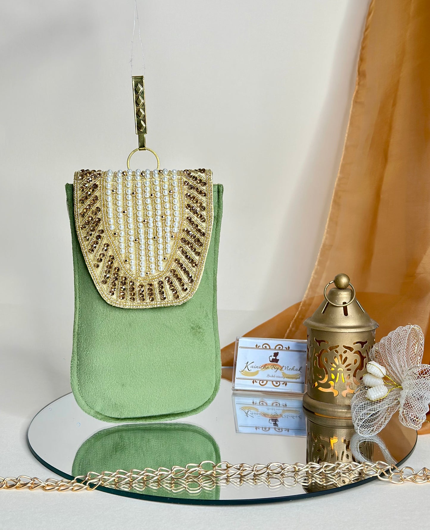 Candice Mobile Sling