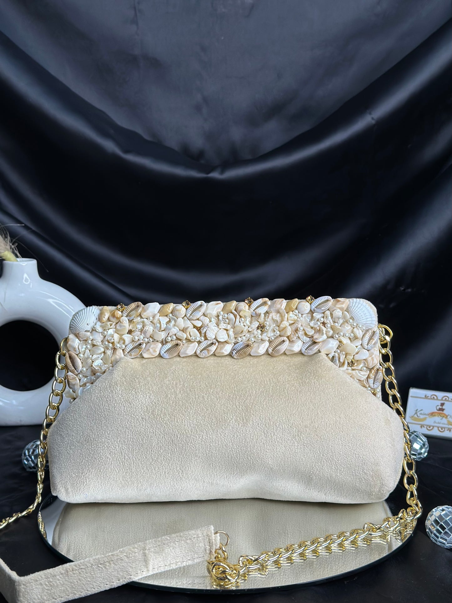 Cipia Sling Bag