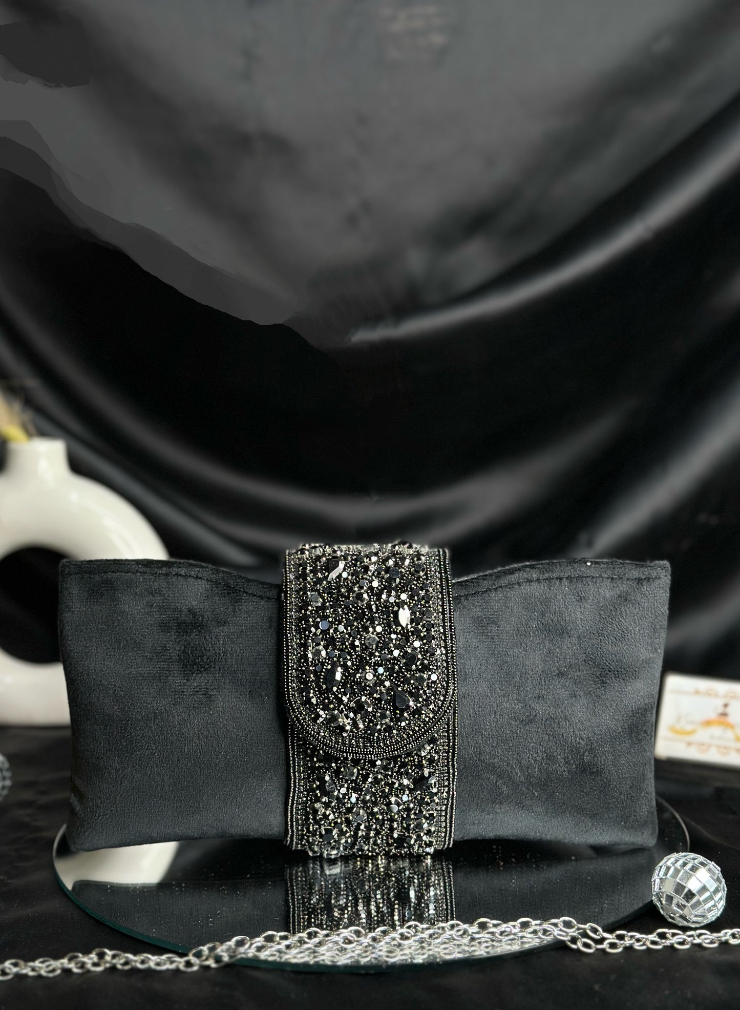 Ishaara Sling Bag