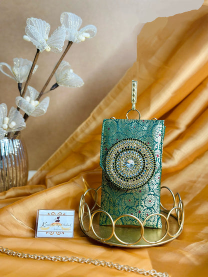 Mehrunissa Mobile Sling