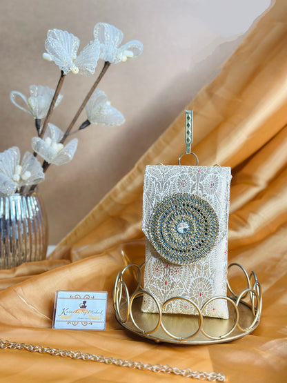 Mehrunissa Mobile Sling