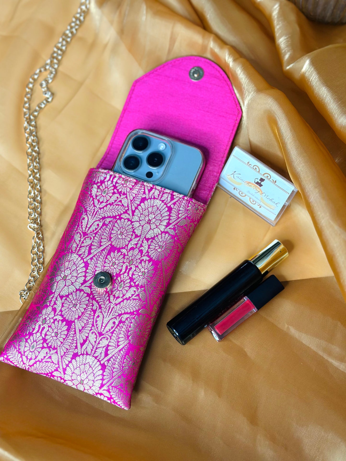 Mehrunissa Mobile Sling