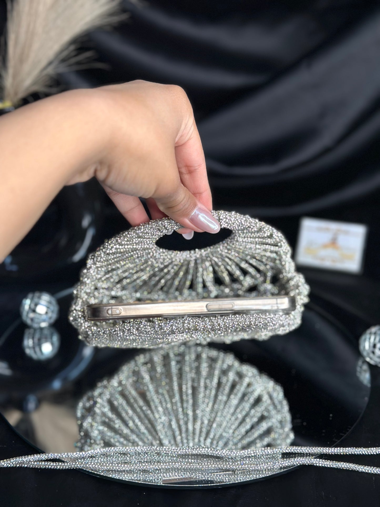 Lumiere Halo Bag