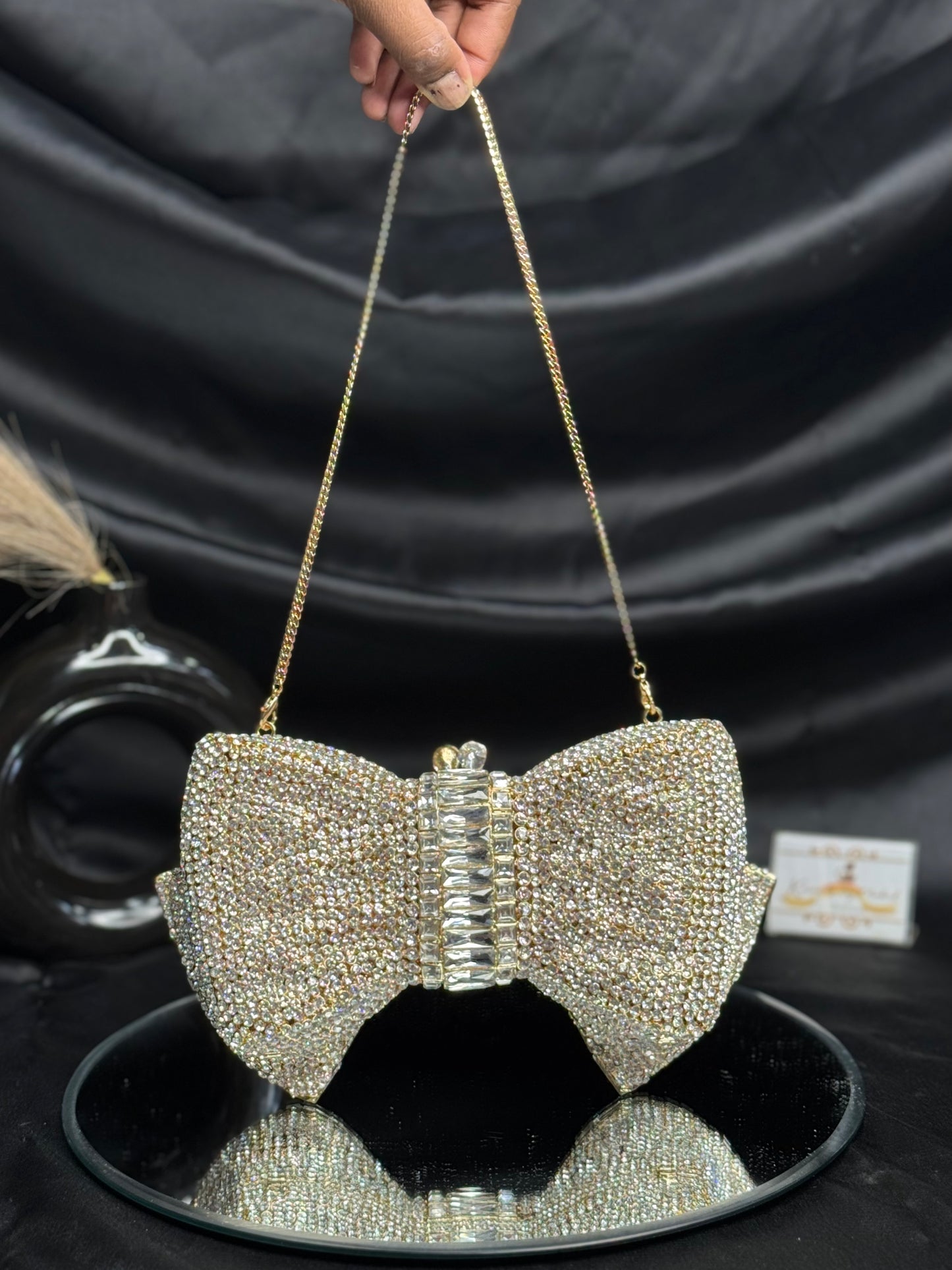 Premium Bow Crystal Clutch - Gold