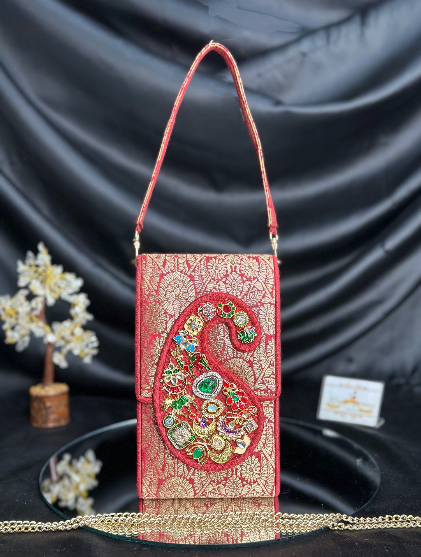 Naqsh Mobile Sling